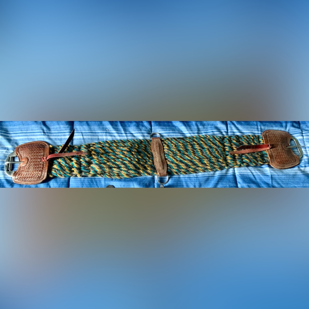 Beautiful Mohair Girth - 36"